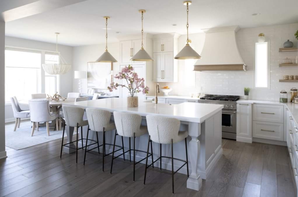 White shaker kitchen