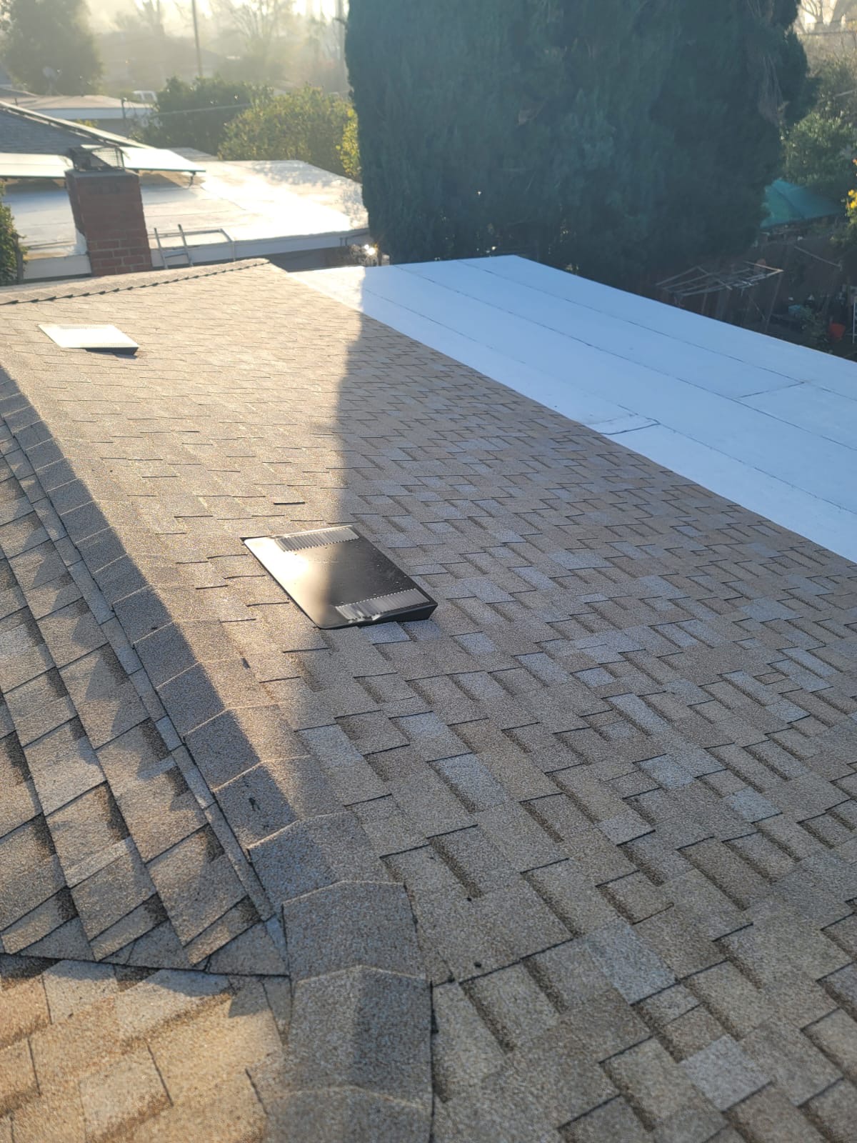 Commercial flat roof modified bitumen installation